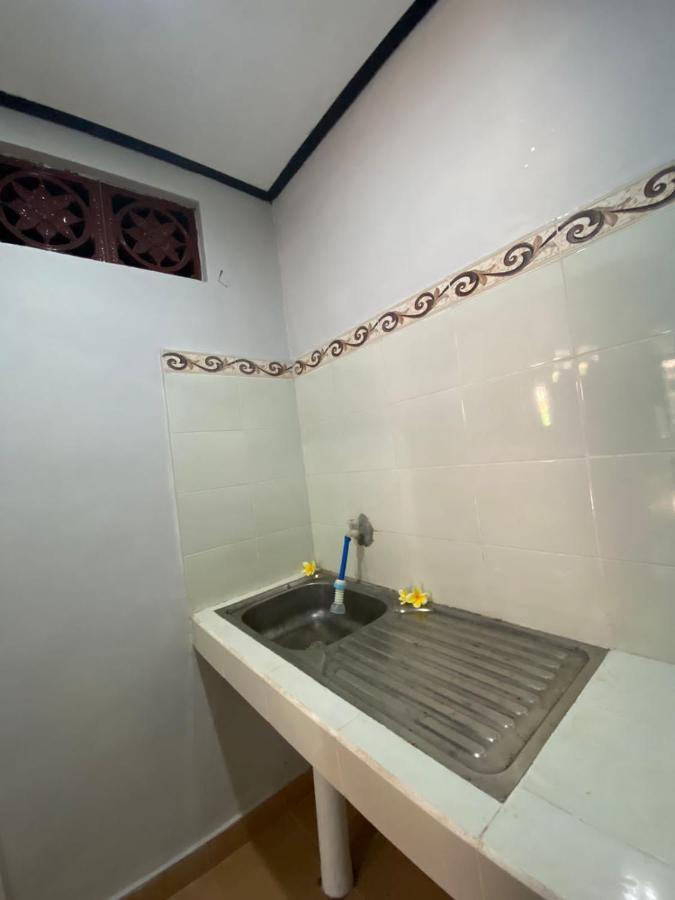 Guest House Pondok Puspa Ayu Kuta Lombok Zewnętrze zdjęcie